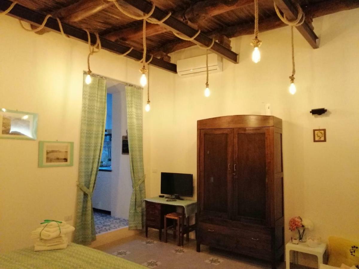 Dimora Via Col Vento Apartment Naples Exterior photo